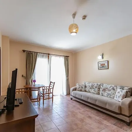 Sleeps 2, Shared Pool - Awz 304, 3 Apartment *