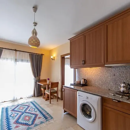 Sleeps 2, Shared Pool - Awz 304, 3 Bodrum
